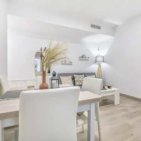 Aires De Azahar Apartment *